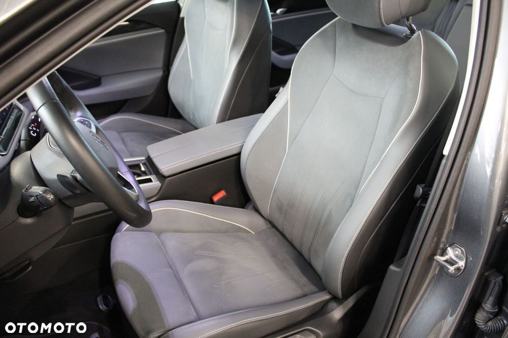 Volkswagen Passat Variant 2.0 TDI SCR Business DSG - 14