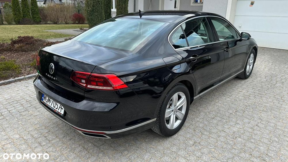 Volkswagen Passat 1.5 TSI EVO Elegance DSG - 4