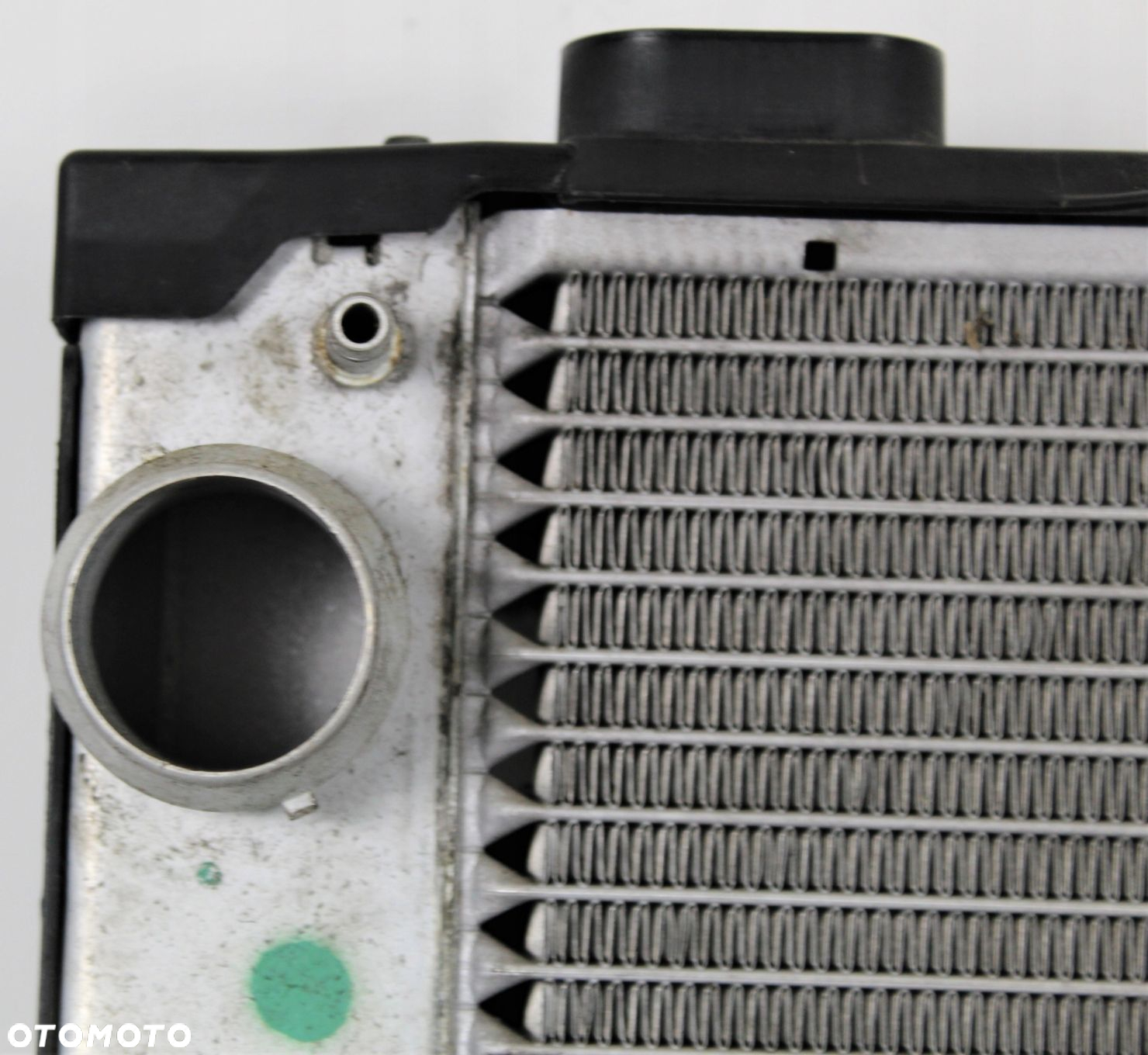 PAS PRZEDNI BELKA CHŁODNICE BMW E60 E61 2.5B 3.0B - 8
