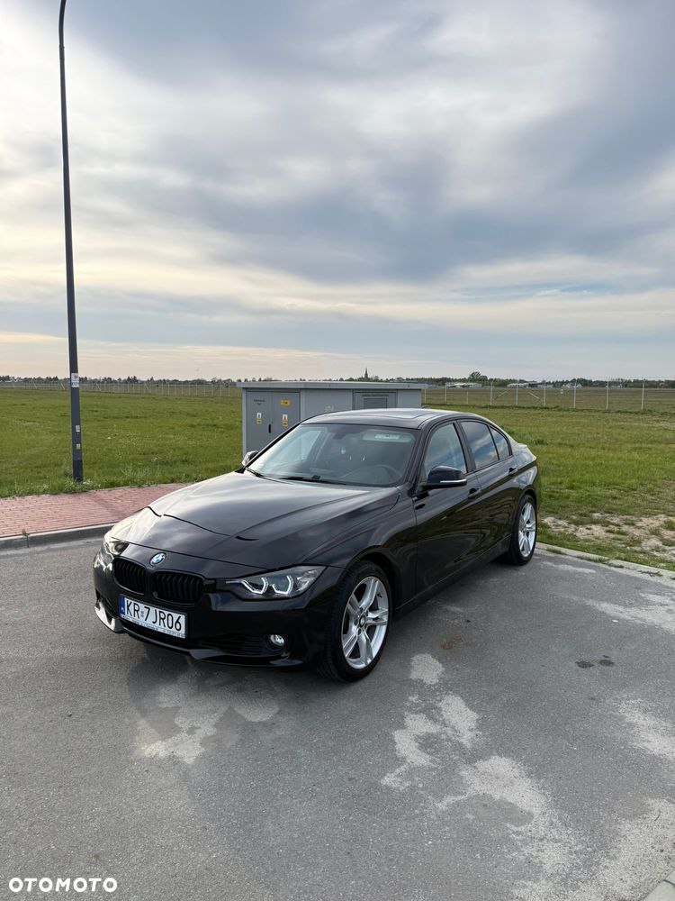 BMW Seria 3 328i xDrive - 2