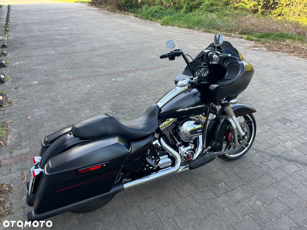 Harley-Davidson Touring Road Glide - 15