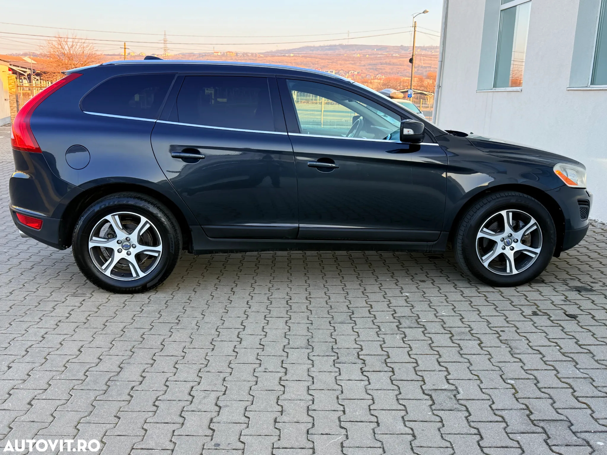 Volvo XC 60 2.4D AWD Aut. Summum - 9