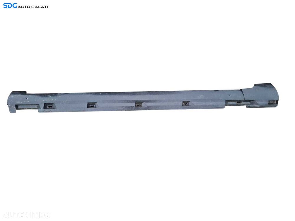 Ornament Prag Plastic Dreapta Volkswagen Passat B6 Break Combi Variant 2005 - 2010 [LC0239] - 1