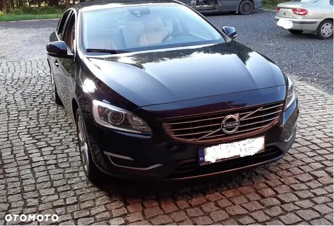 Volvo S60 D5 Drive-E Momentum - 1