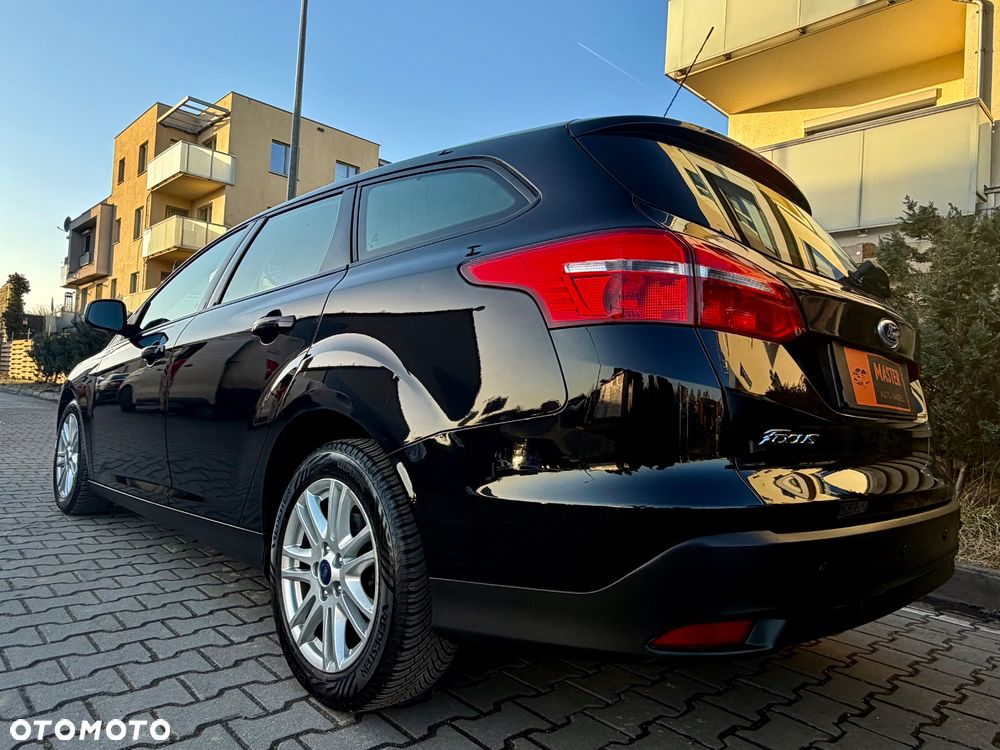 Ford Focus 1.5 TDCi Trend Sport - 3