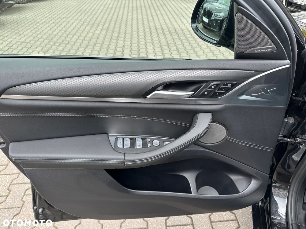 BMW X4 - 12