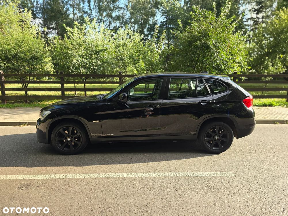 BMW X1 sDrive18i - 18