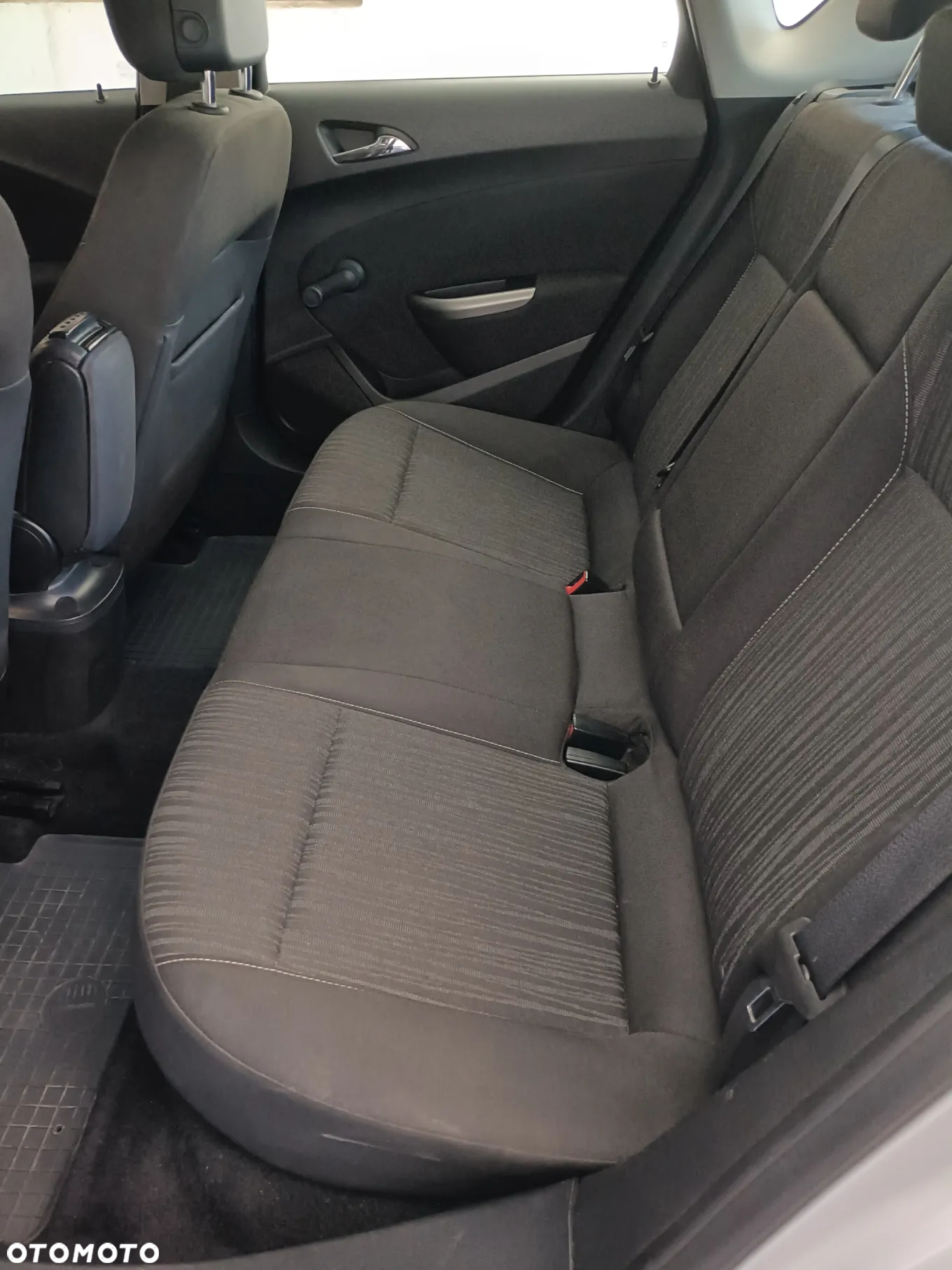 Opel Astra - 11
