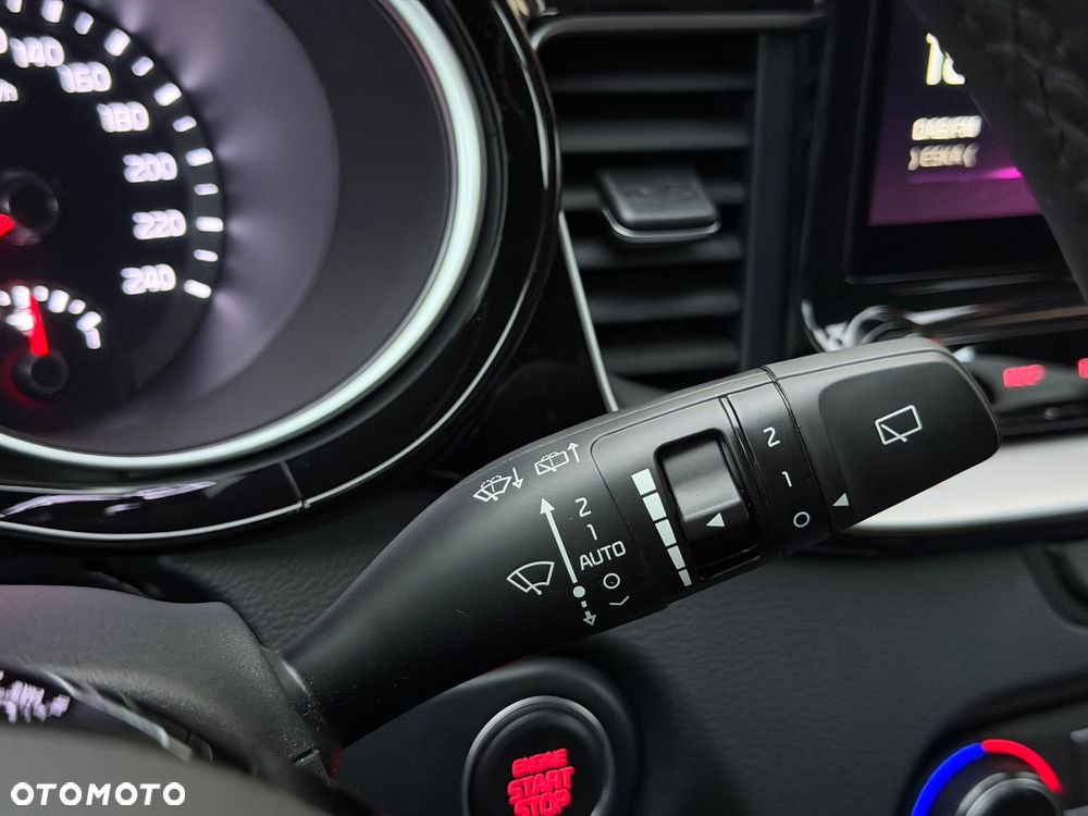 Kia Ceed 1.5 T-GDI Tribute DCT - 16
