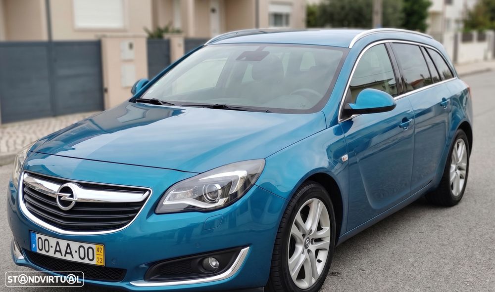 Opel Insignia Sports Tourer - 2