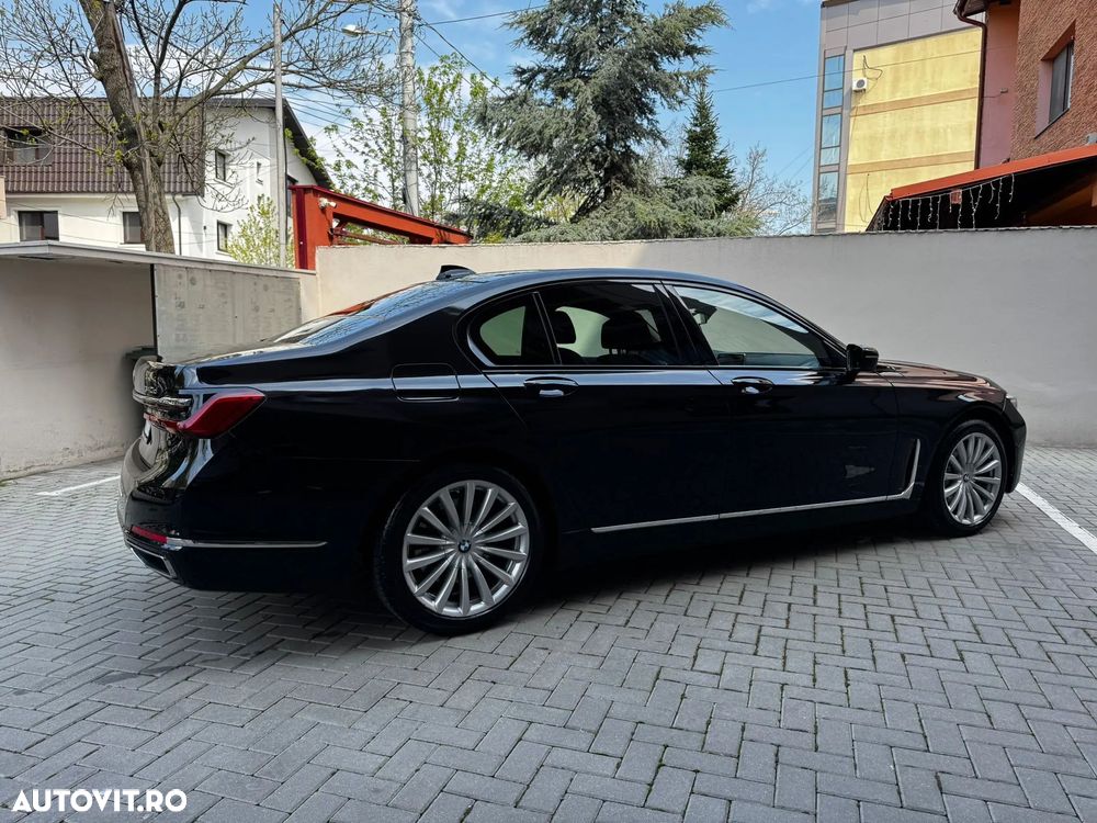 BMW Seria 7 740d xDrive MHEV - 5