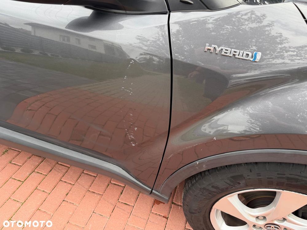 Toyota C-HR Business-Edition - 24