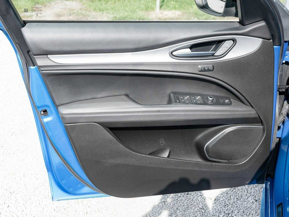 Alfa Romeo Stelvio 2.0 Turbo Veloce Q4 - 13