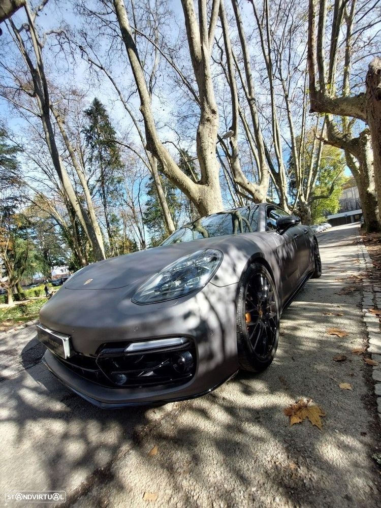 Porsche Panamera 4 E-Hybrid - 26