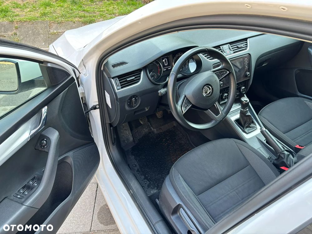 Skoda Octavia 1.5 TSI GPF ACT Ambition - 10