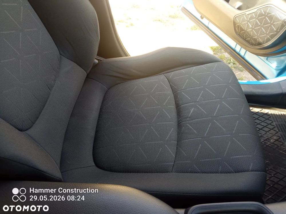 Toyota RAV4 - 23