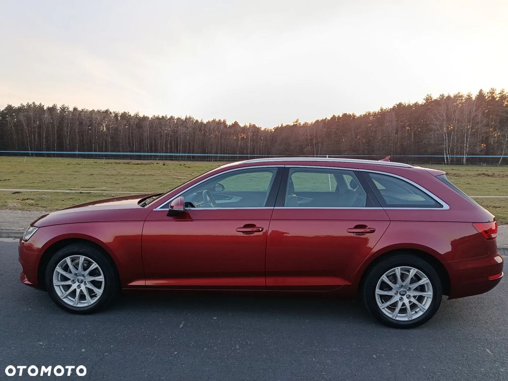 Audi A4 Avant 2.0 TFSI ultra S tronic sport - 28