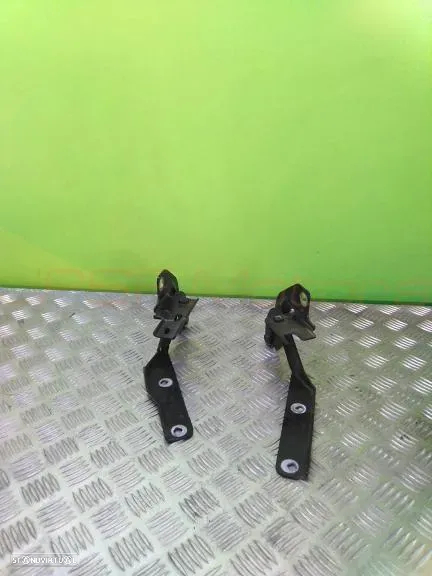 PEÇAS AUTO USADAS para Citroen C4 Picasso 1.6Hdi 2009 Monta Motor 9HZ - 25