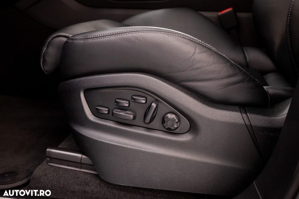 Porsche Cayenne Coupe - 38