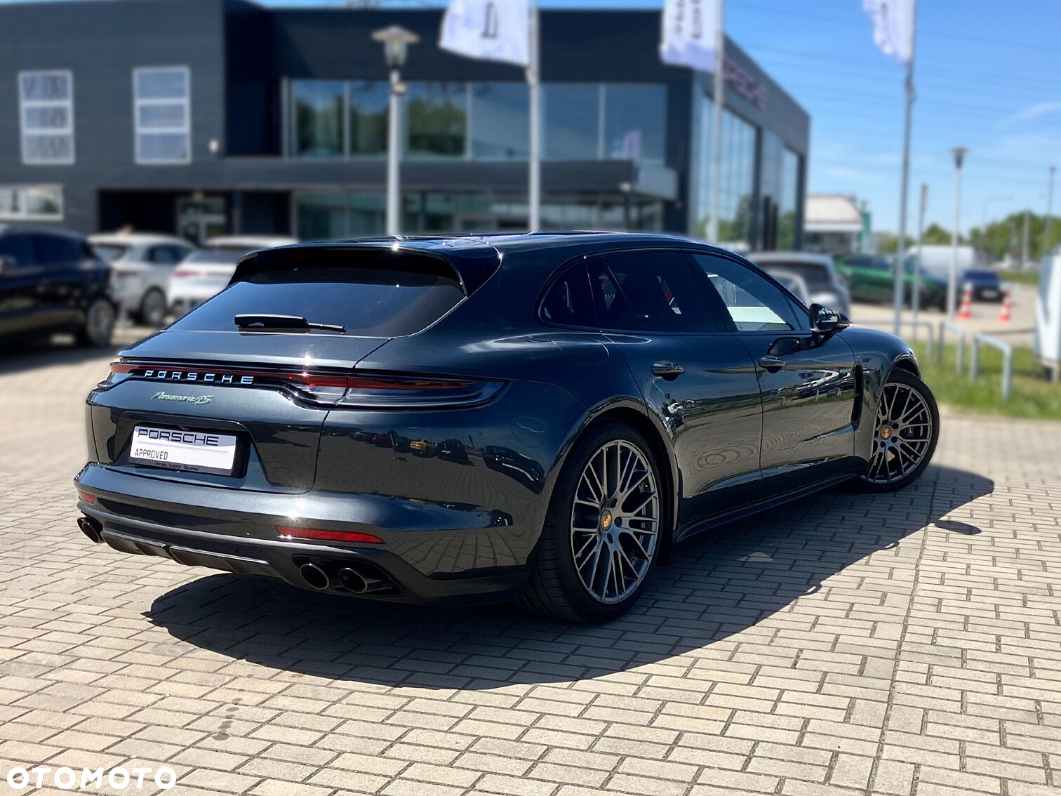 Porsche Panamera - 5