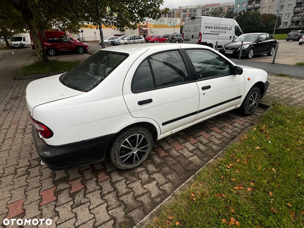 Nissan Almera 1.4 GX - 4