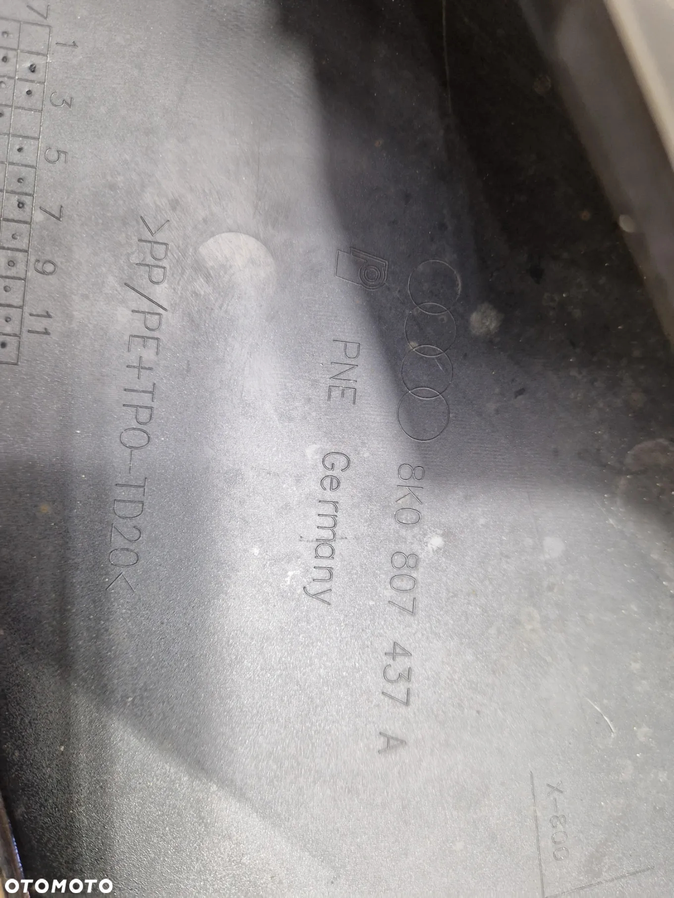 AUDI A4 B8 8K 07-11 ZDERZAK PRZÓD PRZEDNI POD XENON 8K0807437A - 8