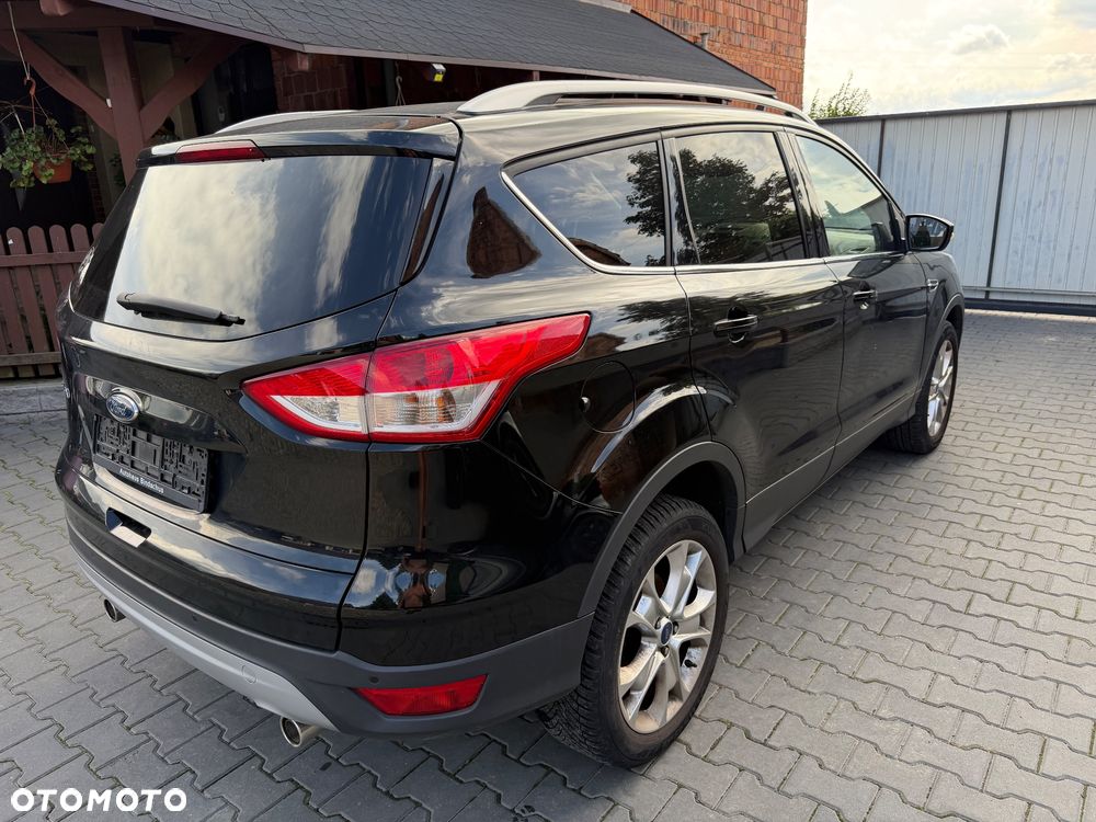 Ford Kuga 2.0 TDCi 4WD Titanium Plus - 3