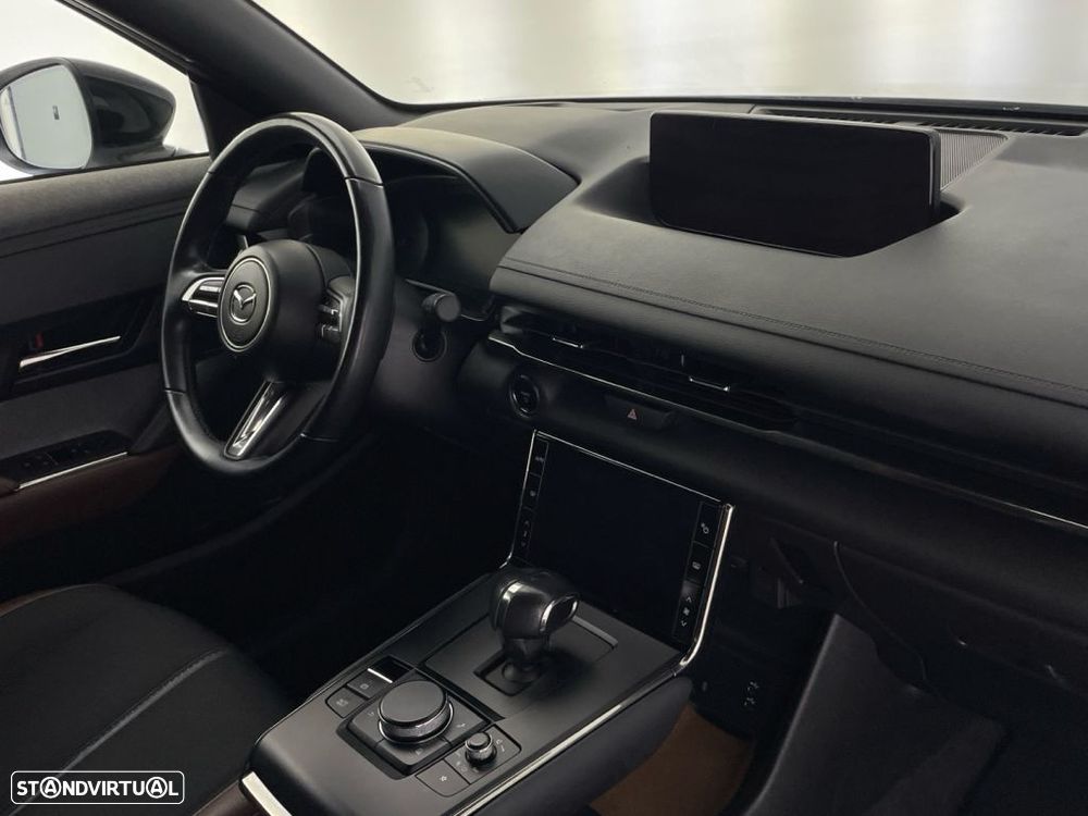 Mazda MX-30 e-SKYACTIV Excellence - 24