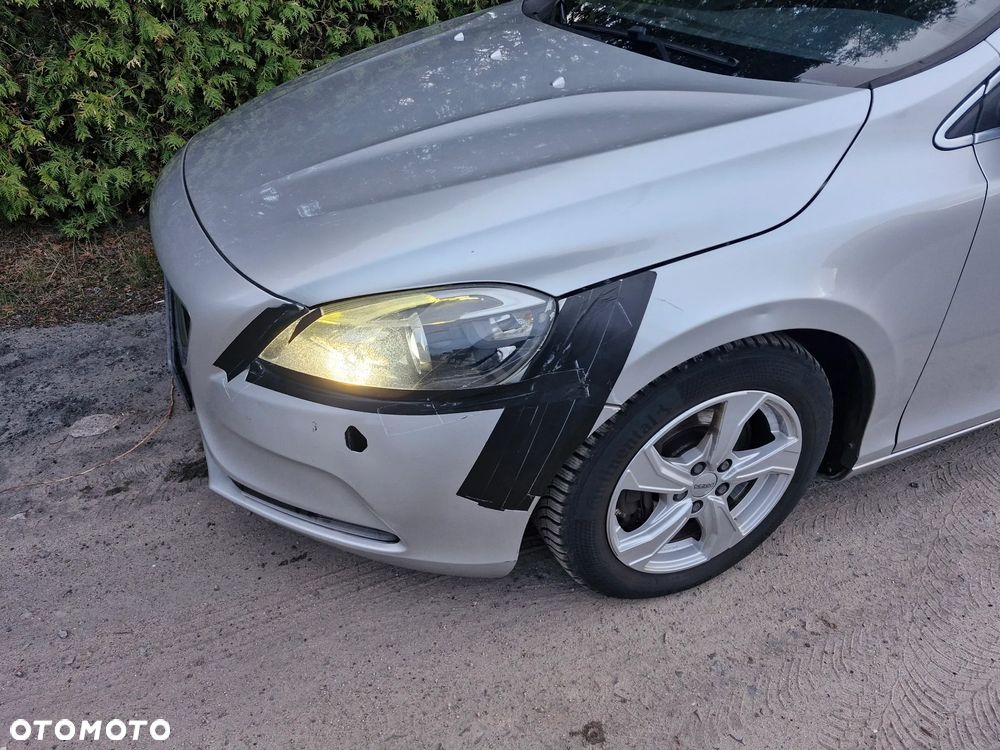 Volvo V40 D4 Inscription - 11