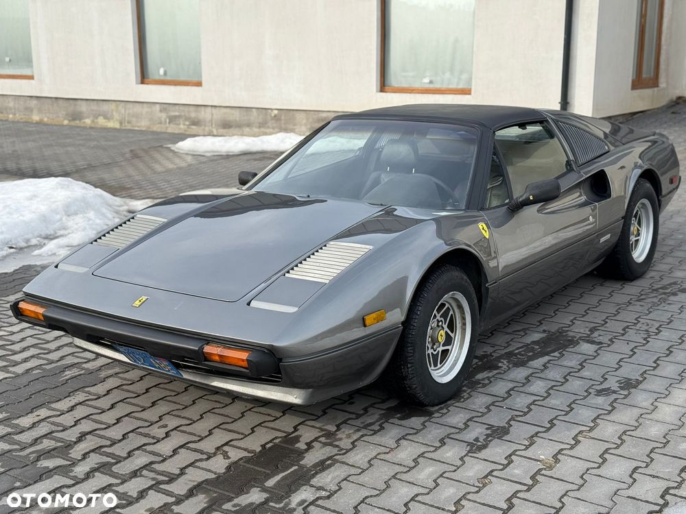 Ferrari 308 - 5