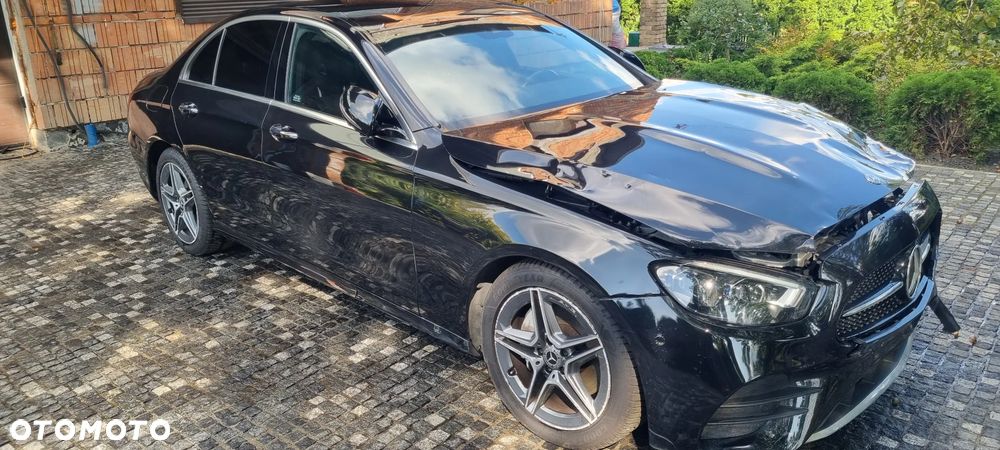 Mercedes-Benz Klasa E 220 d 9G-TRONIC AMG Line - 26