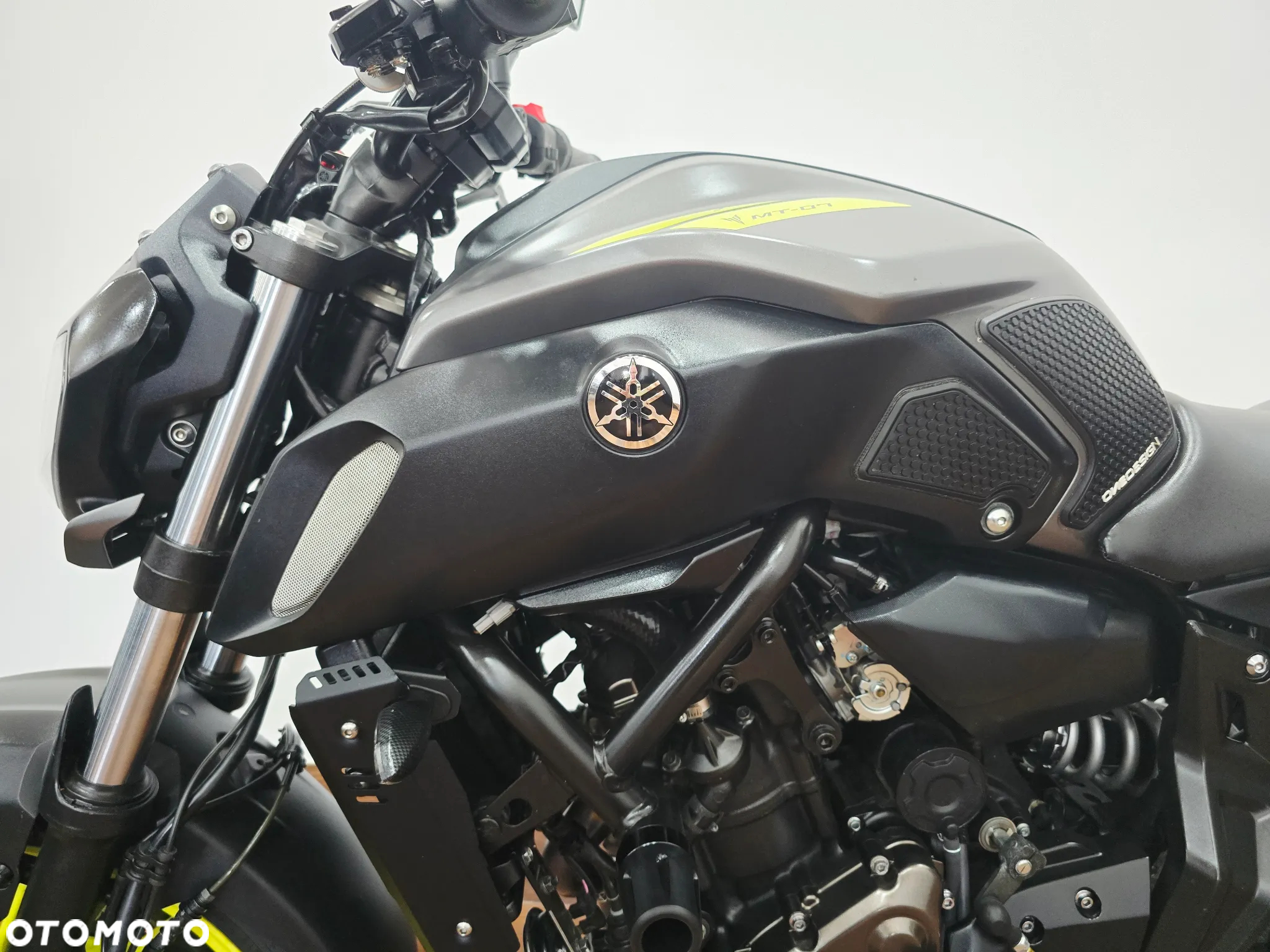 Yamaha MT - 13