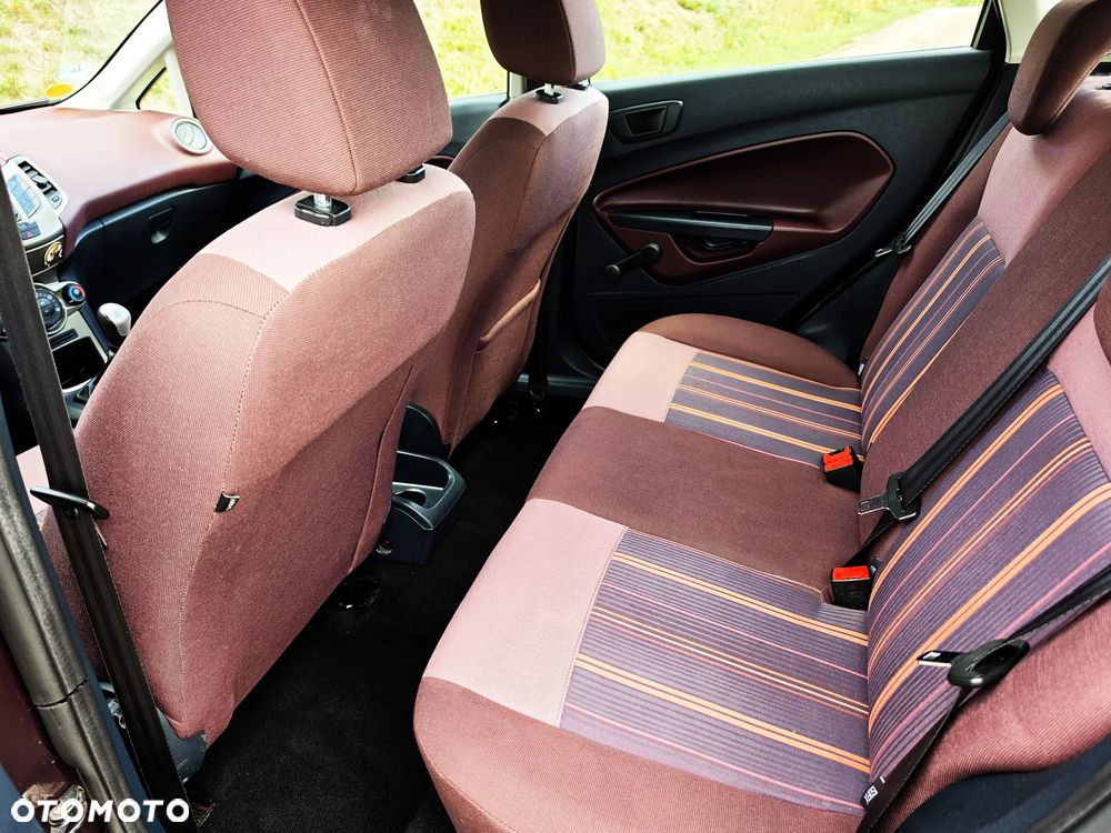 Ford Fiesta 1.25 Ambiente - 25
