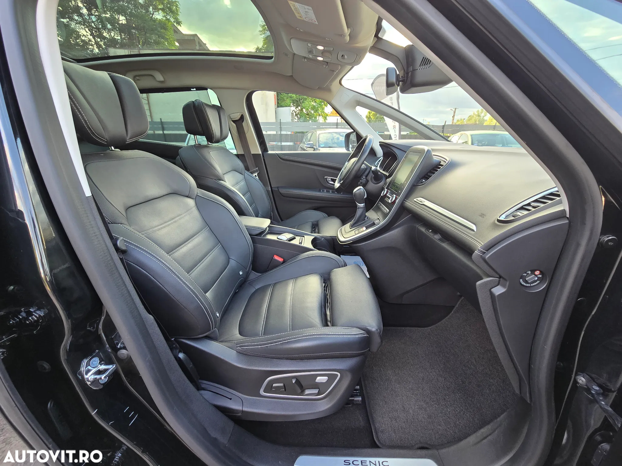 Renault Scenic ENERGY dCi 160 EDC INITIALE PARIS - 24