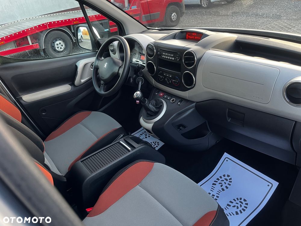 Peugeot Partner - 27