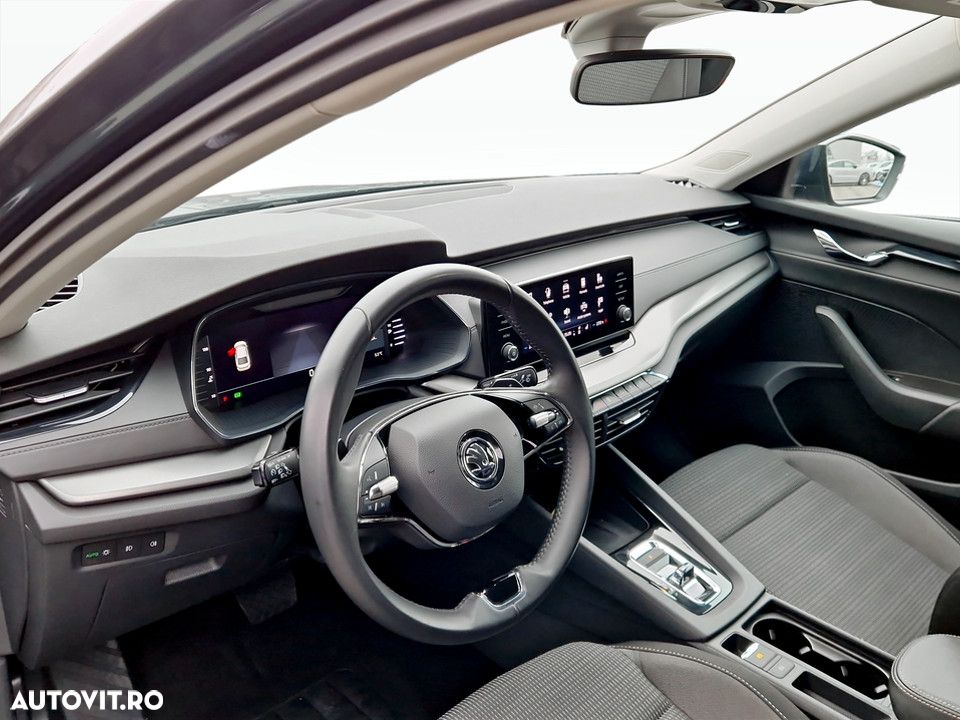 Skoda Octavia 2.0 TDI DSG Ambition - 16
