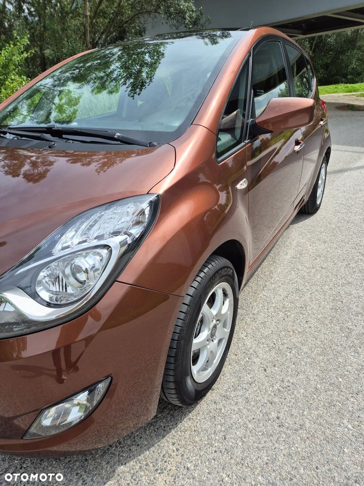 Hyundai ix20 1.4 Premium - 9