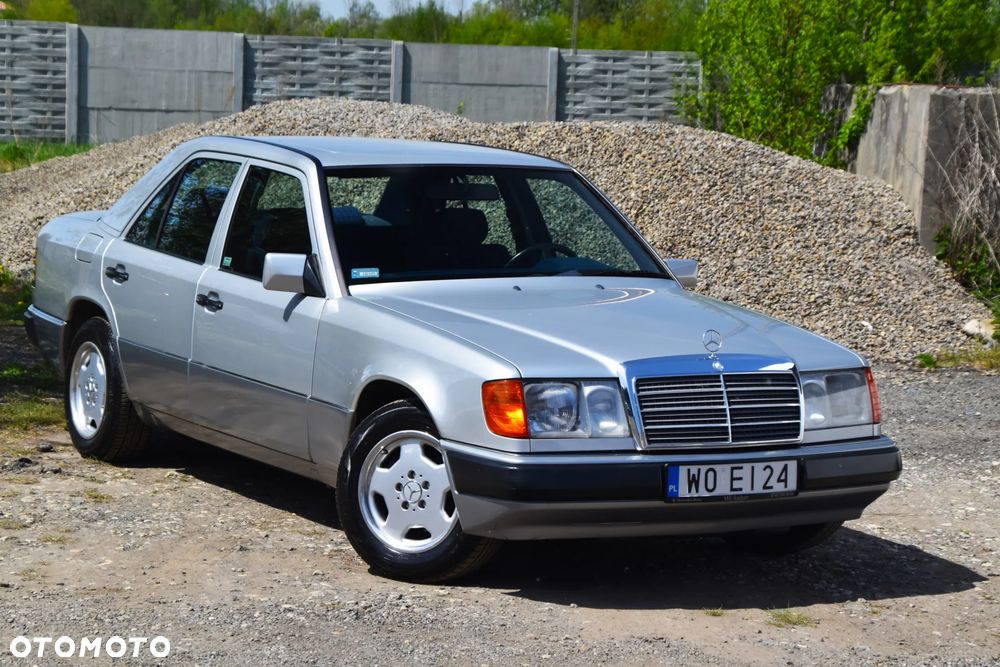 Mercedes-Benz Klasa E - 1