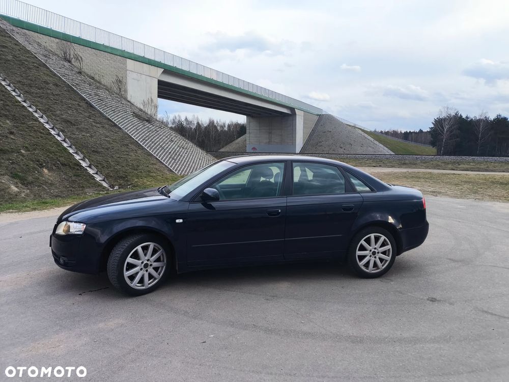 Audi A4 Avant - 3