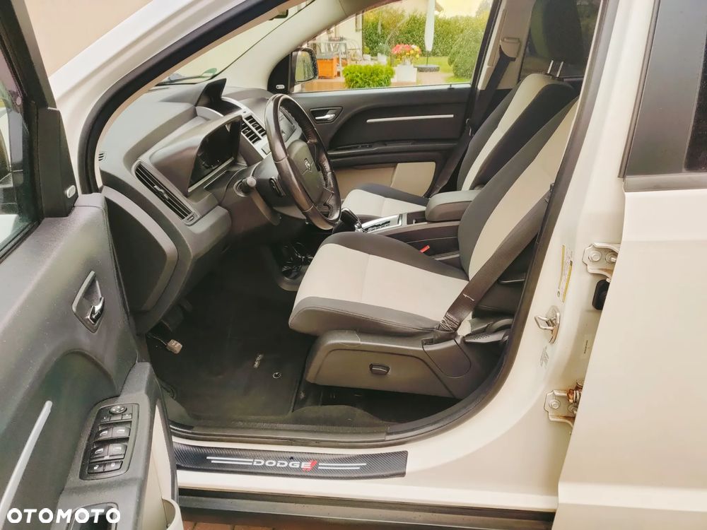 Dodge Journey - 11