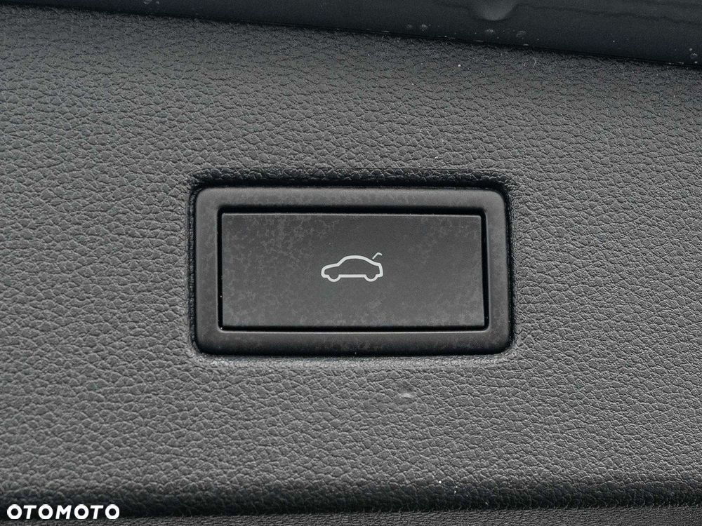 Volkswagen Tiguan - 27