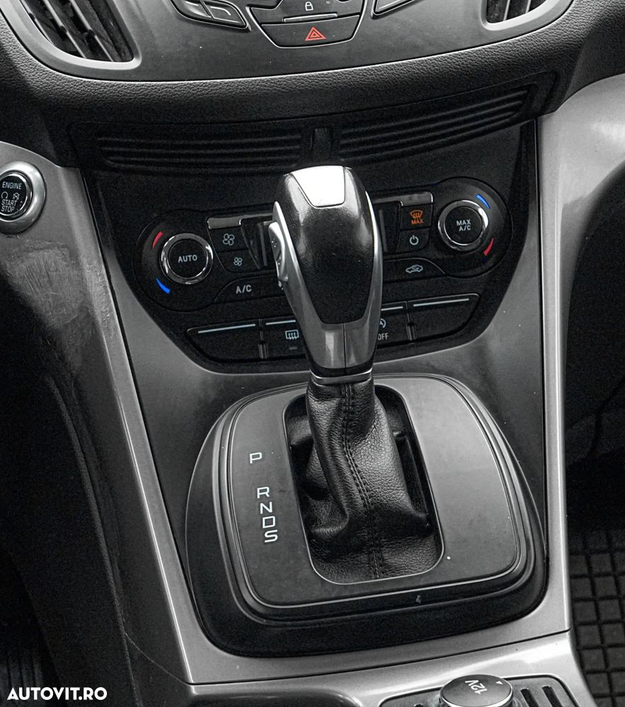 FORD Kuga 2015 — imagine 46