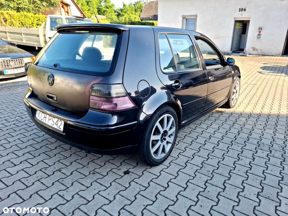 Volkswagen Golf - 14