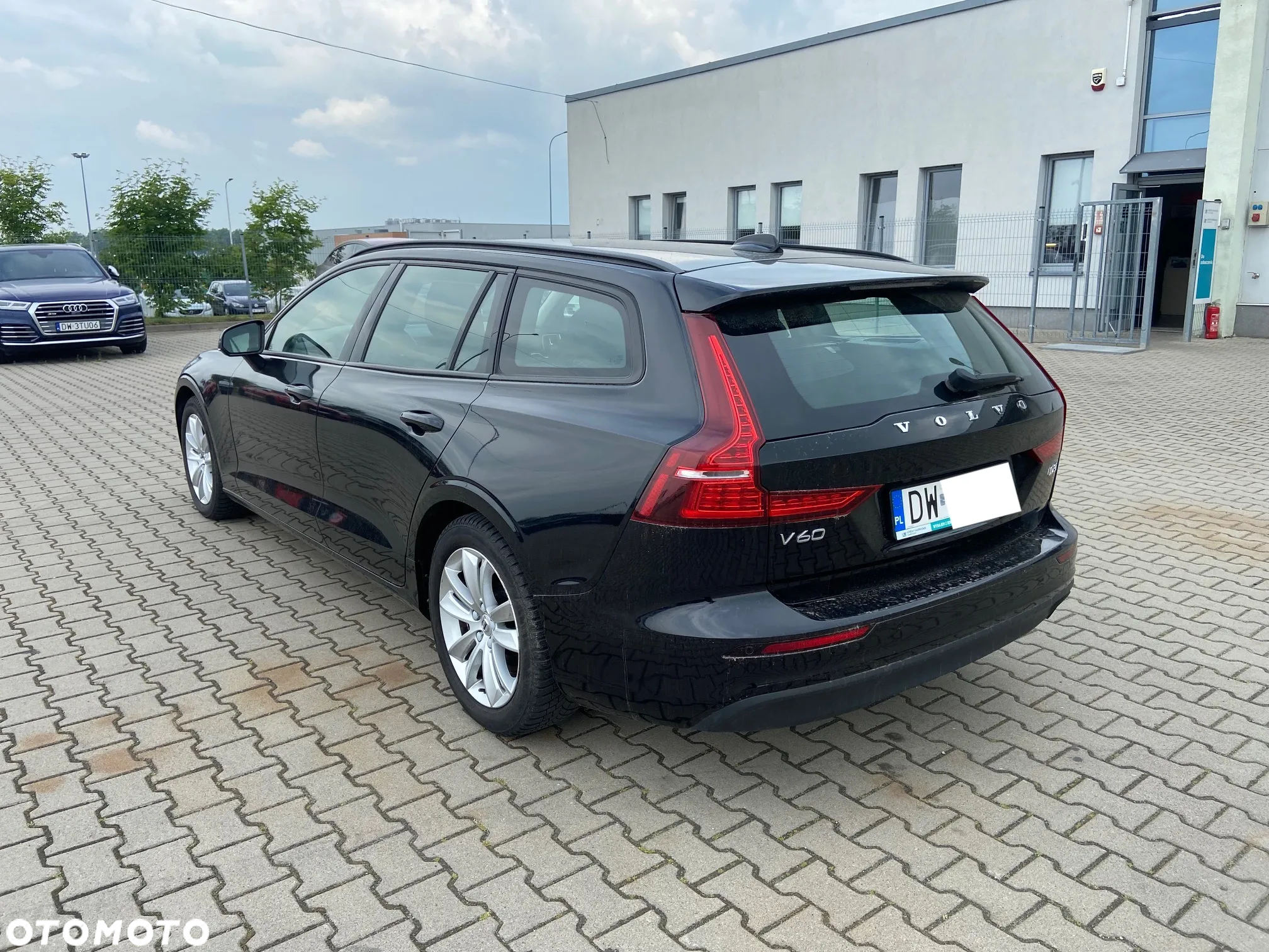 Volvo V60 D3 Drive-E Kinetic - 4
