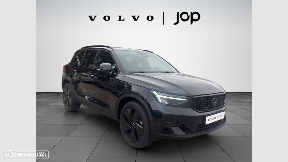 Volvo XC 40 2.0 B3 Black Edition - 10