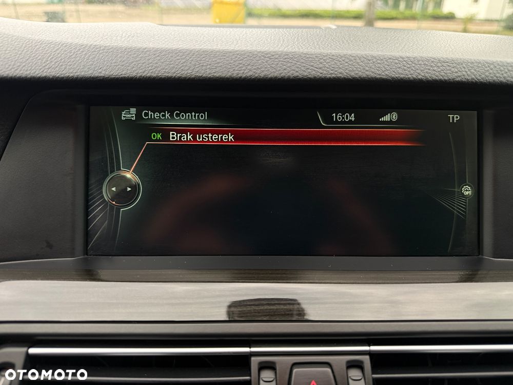 BMW Seria 5 - 32