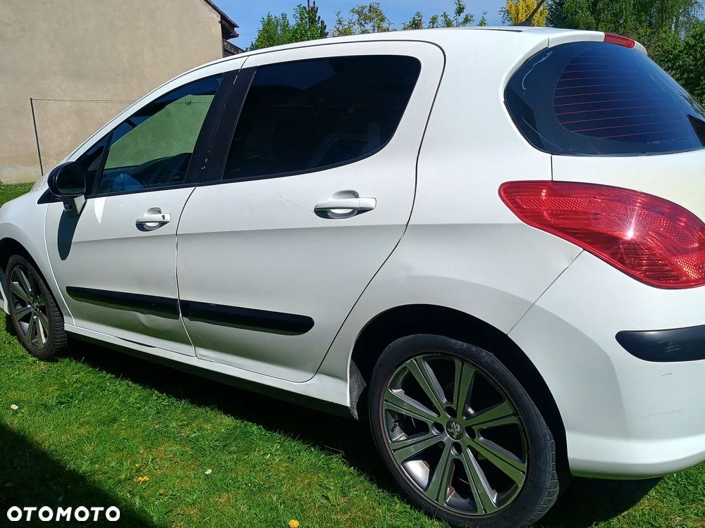 Peugeot 308 120 VTi Family - 3