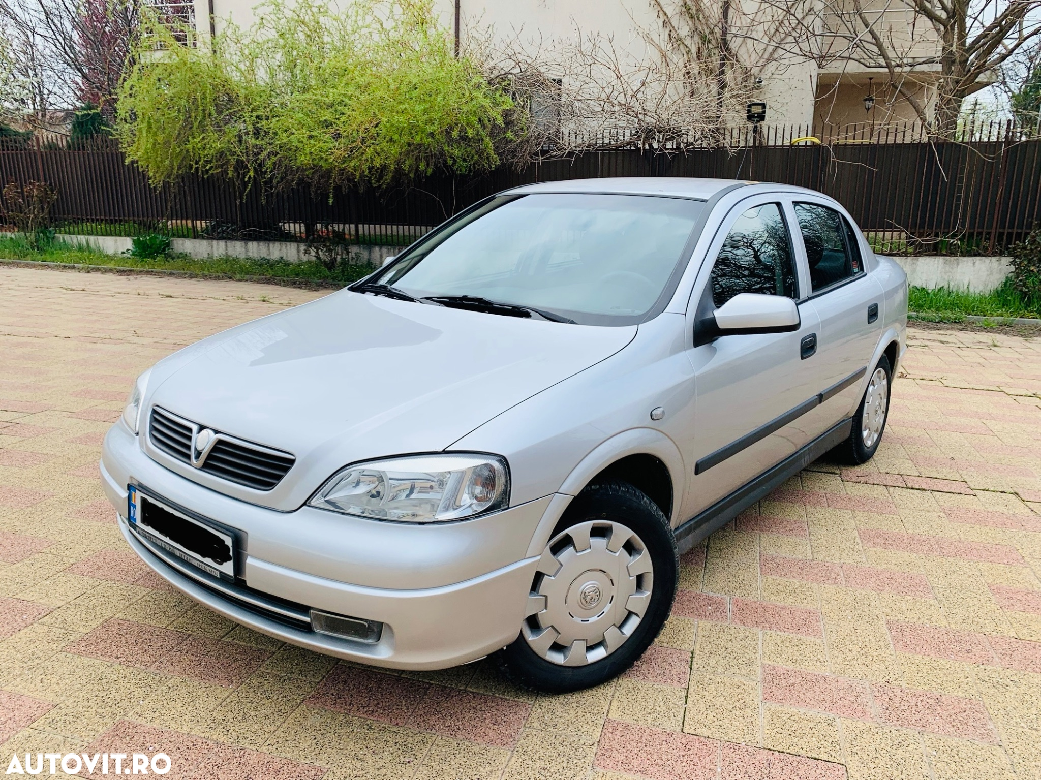Opel Astra 1.4i Enjoy - 10