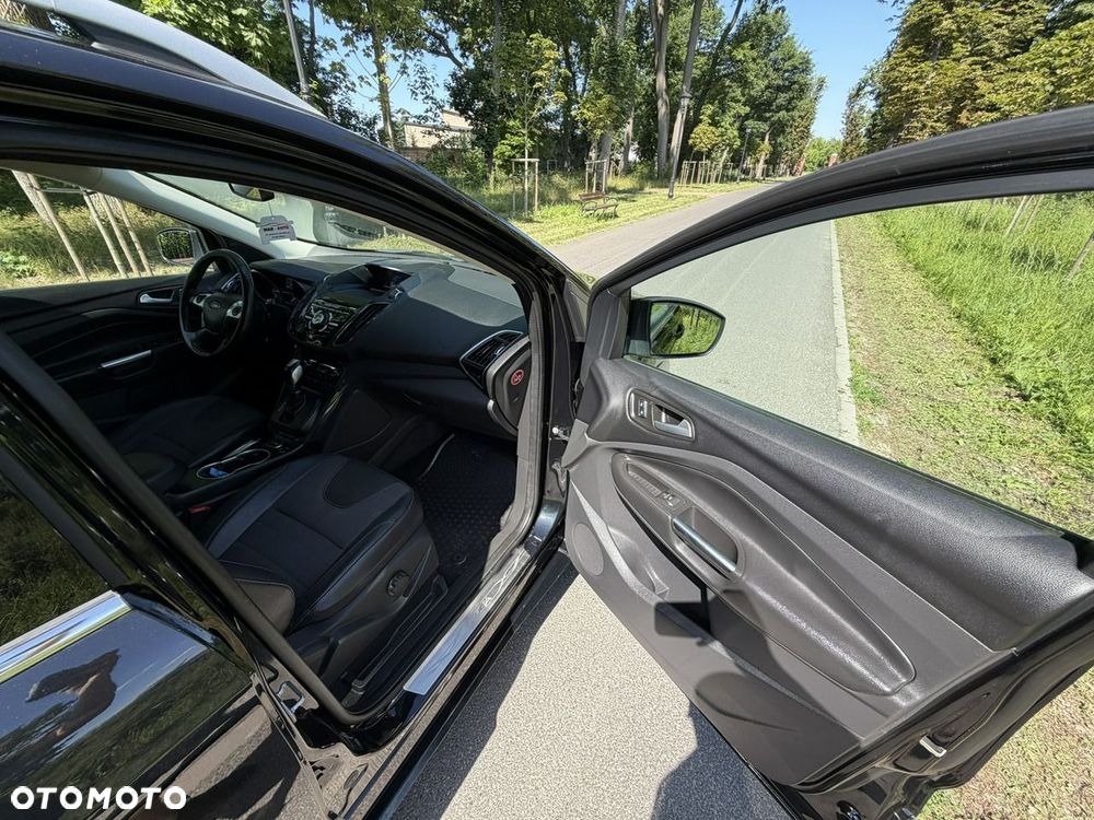 Ford Kuga - 31