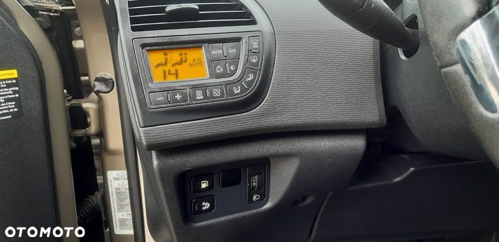 Citroën C4 Grand Picasso - 29